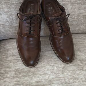 Apt. 9 Brown Leather Oxford Shoes with Broguing